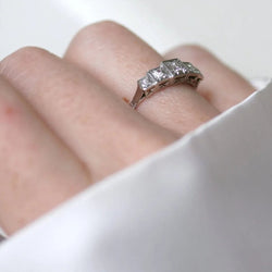 Bague Jarretière Art Déco Diamants - Castafiore