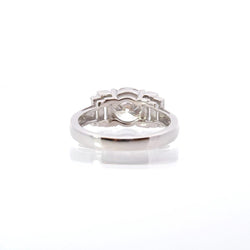 Bague Jarretière en or blanc et diamants - Castafiore