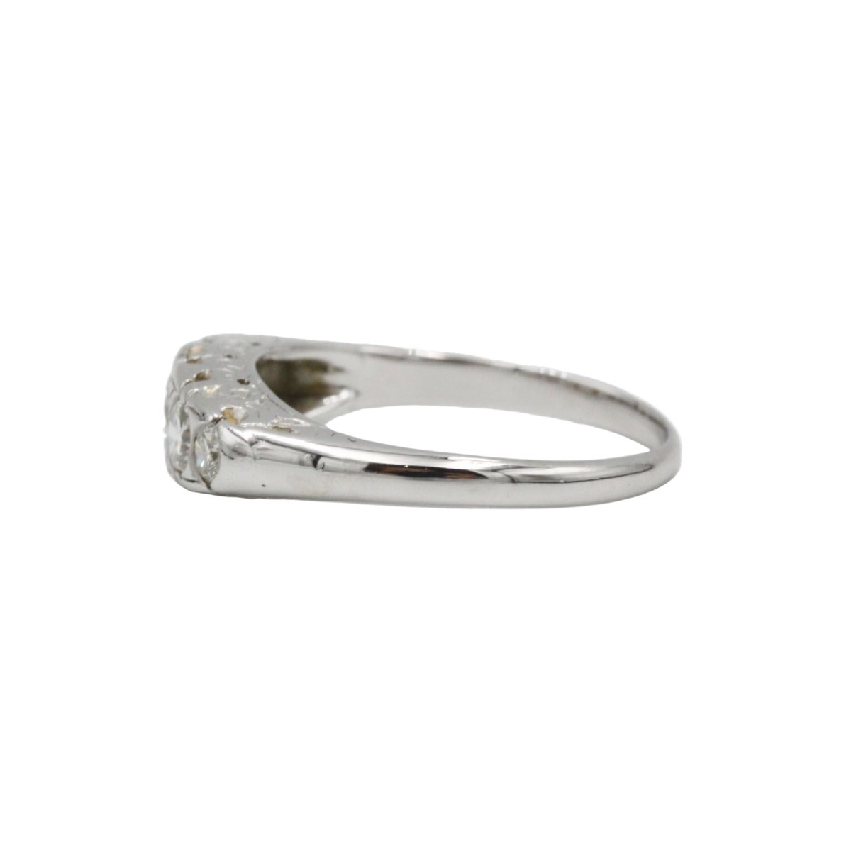 Bague Jarretière en or jaune et diamants - Castafiore