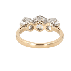 Bague Jarretière en or jaune, platine et diamants - Castafiore
