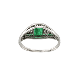 Bague Jarretière en platine, émeraudes et diamants - Castafiore