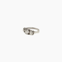 Bague jarretière en platine et diamant - Castafiore