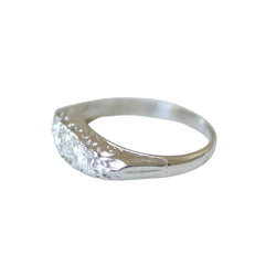 Bague Jarretière en platine et diamants - Castafiore