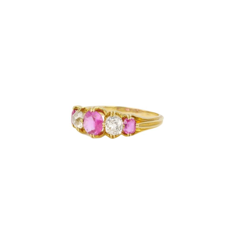 Bague jarretière saphirs roses diamants taille ancienne - Castafiore