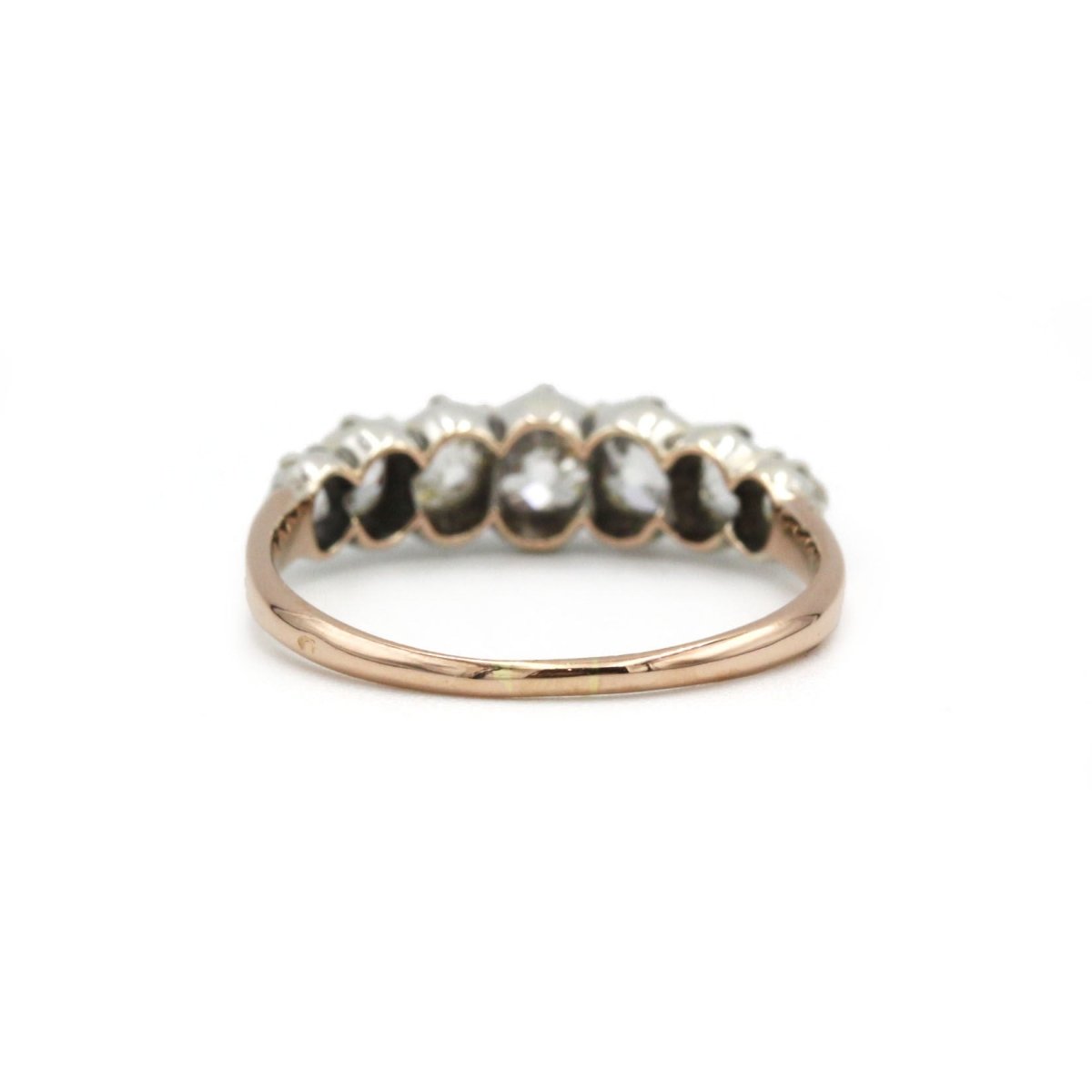 Bague jarretière XIXe siècle or jaune 750 diamants taille anciennes - Castafiore