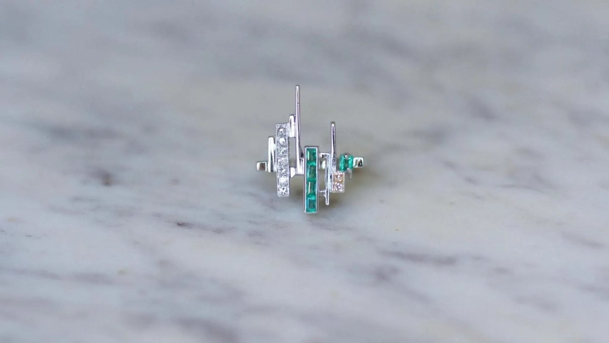 Bague Jean Vendôme Diamants et Emeraudes sur Or Blanc - Castafiore