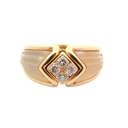 Bague Jonc BOUCHERON en or jaune, cristal de roche et diamants - Castafiore
