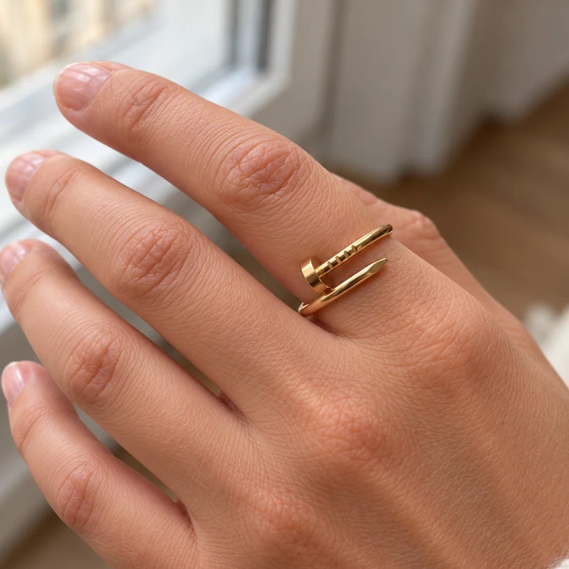 Bague Jonc CARTIER "Juste un Clou" en or rose - Castafiore