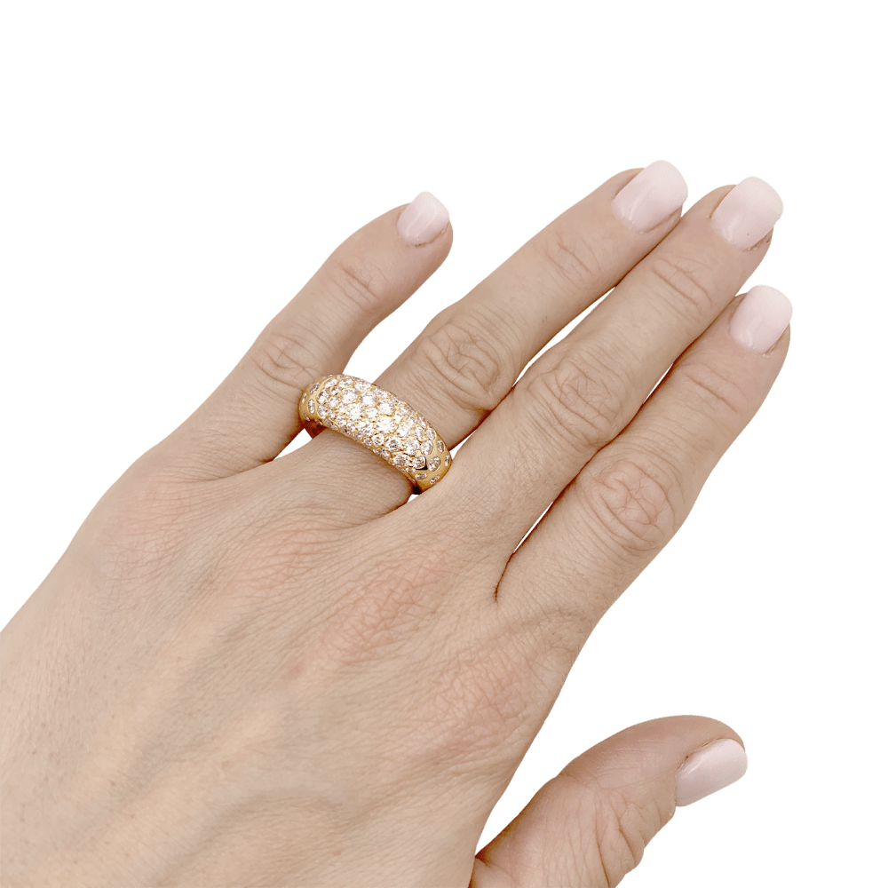 Bague Jonc CHAUMET "Grains de Caviar" en or jaune et diamants - Castafiore