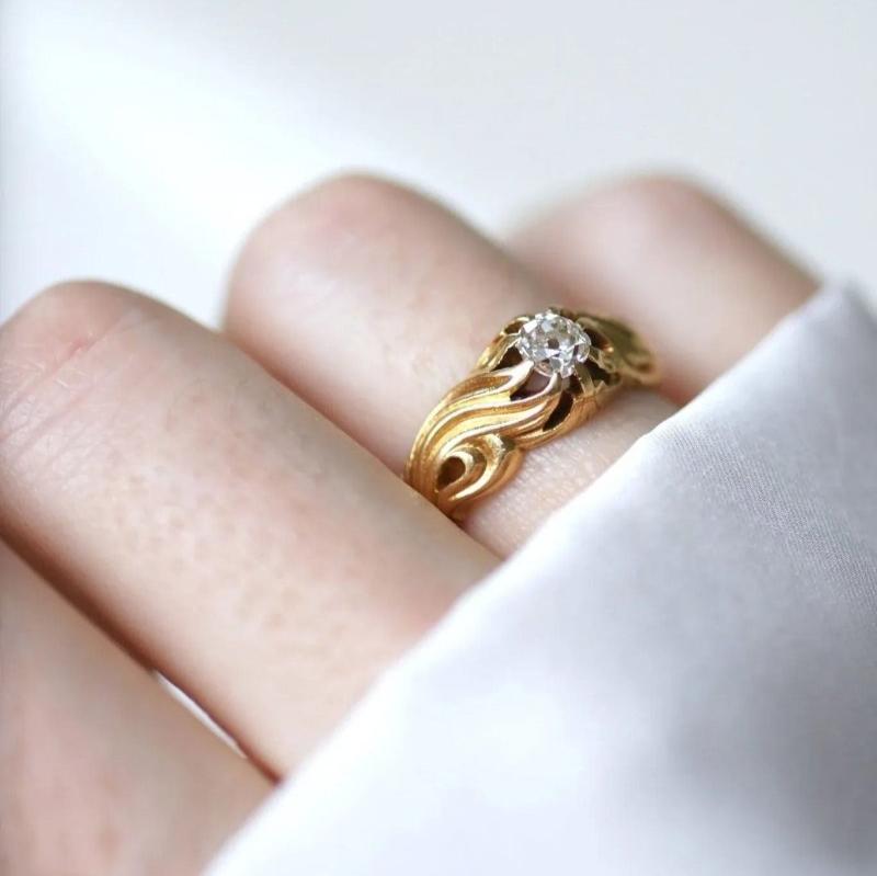 Bague jonc diamant volutes or jaune - Castafiore