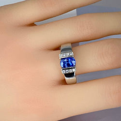 Bague jonc en or blanc 18 carats, saphir et diamants - Castafiore