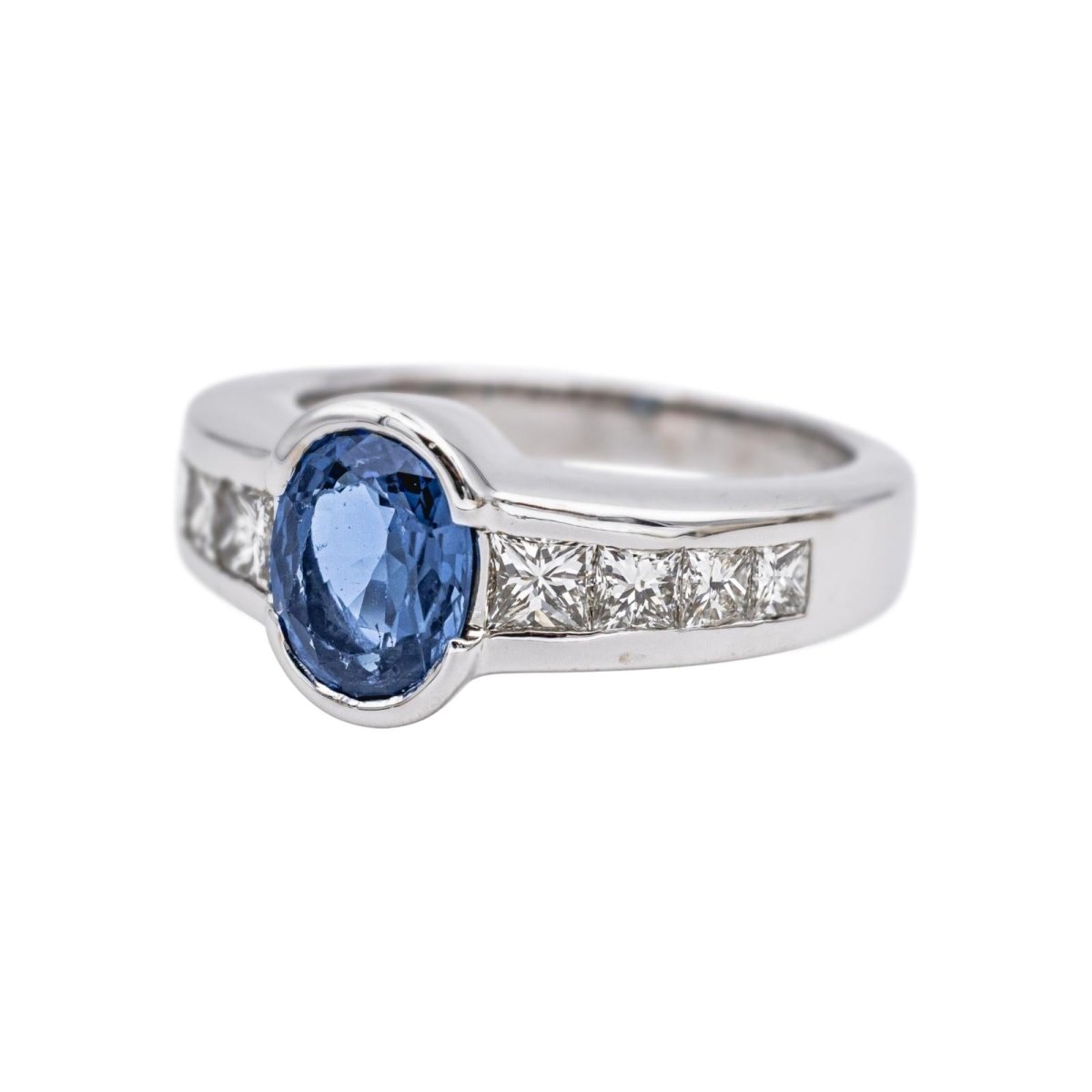 Bague Jonc en or blanc, saphir et diamants - Castafiore