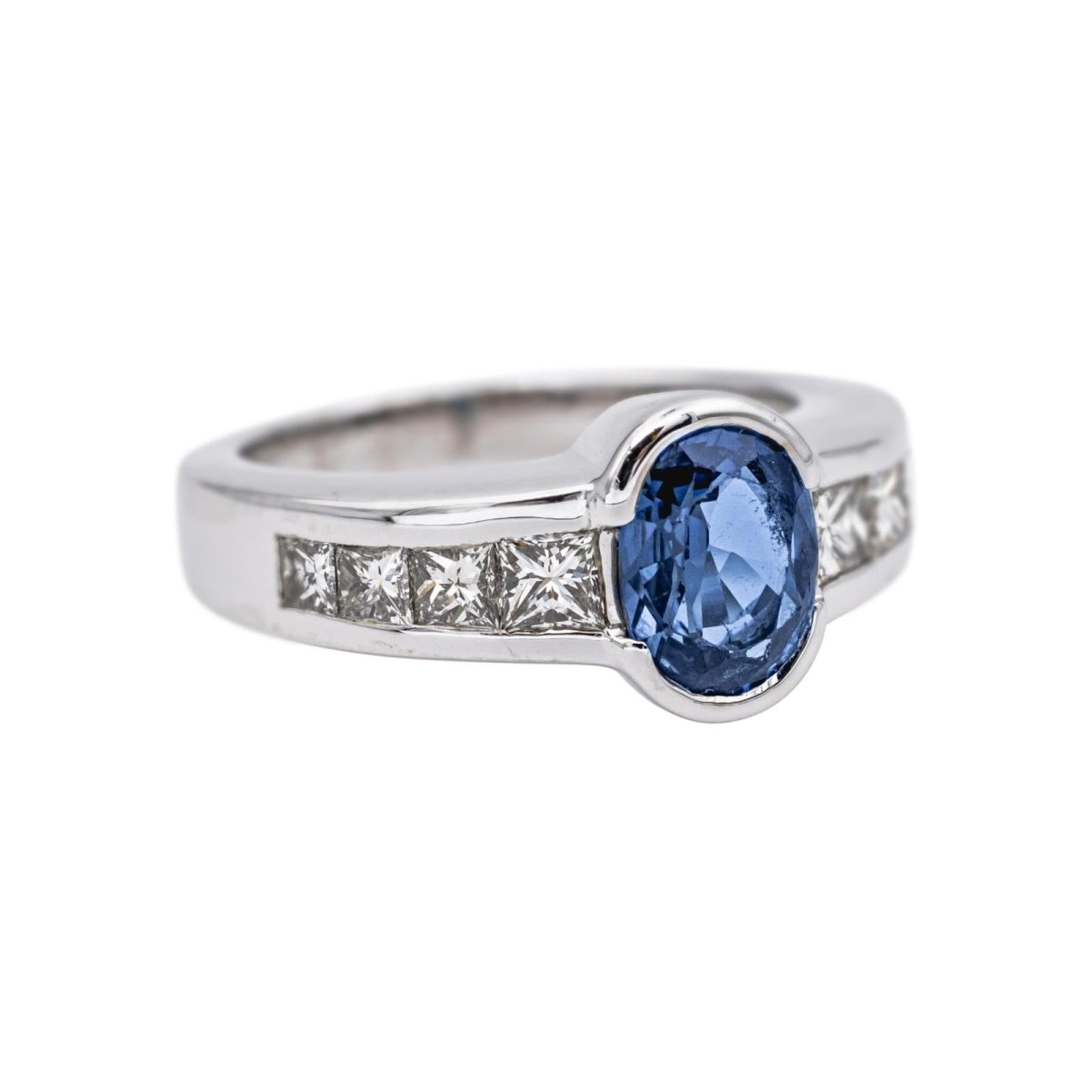 Bague Jonc en or blanc, saphir et diamants - Castafiore