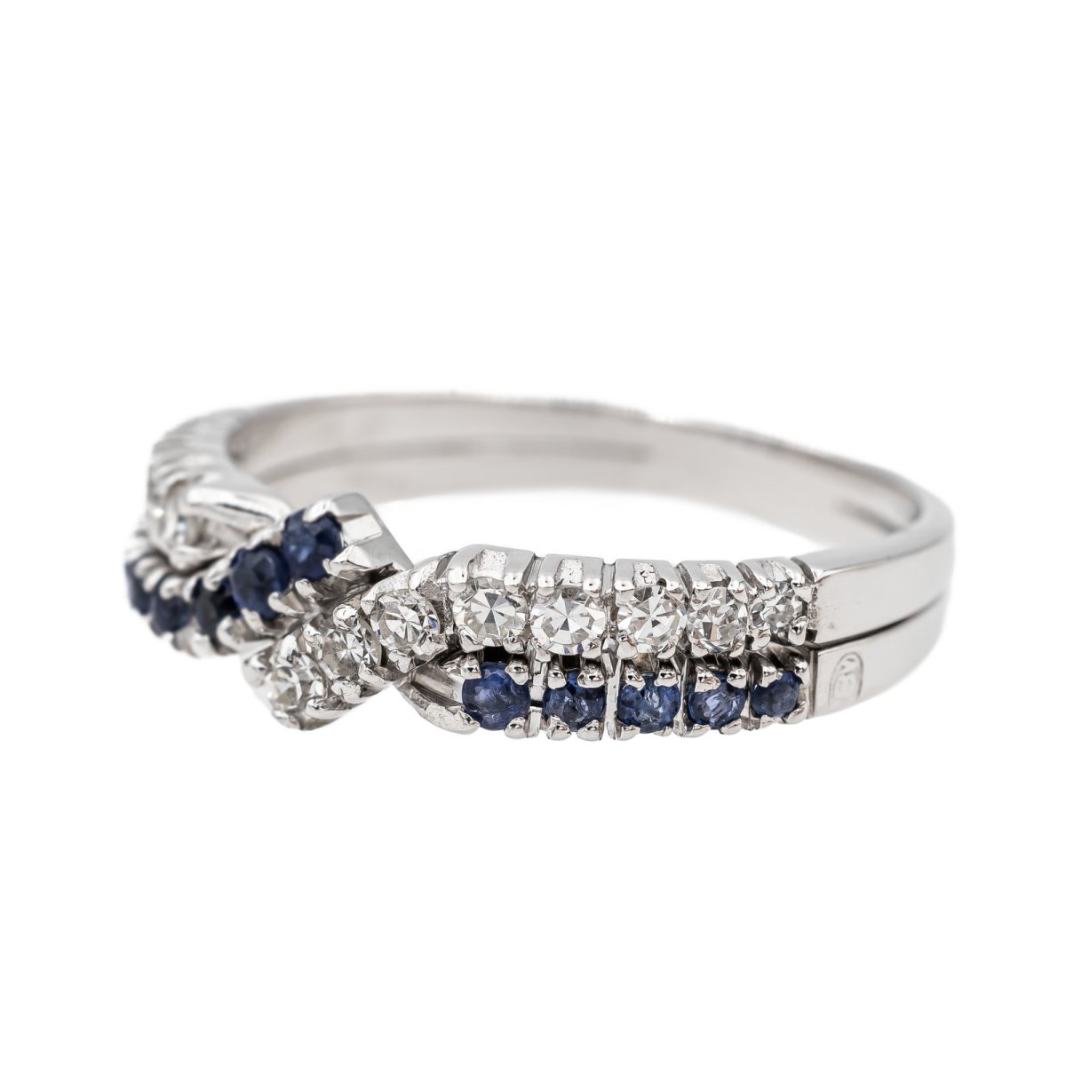 Bague Jonc en or blanc, saphir et diamants - Castafiore