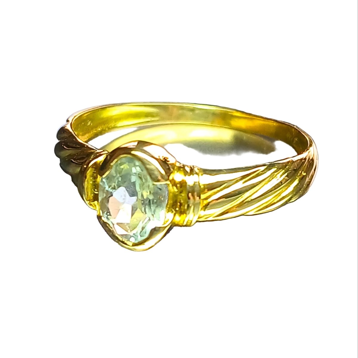 Bague Jonc en or jaune et aigue - marine - Castafiore