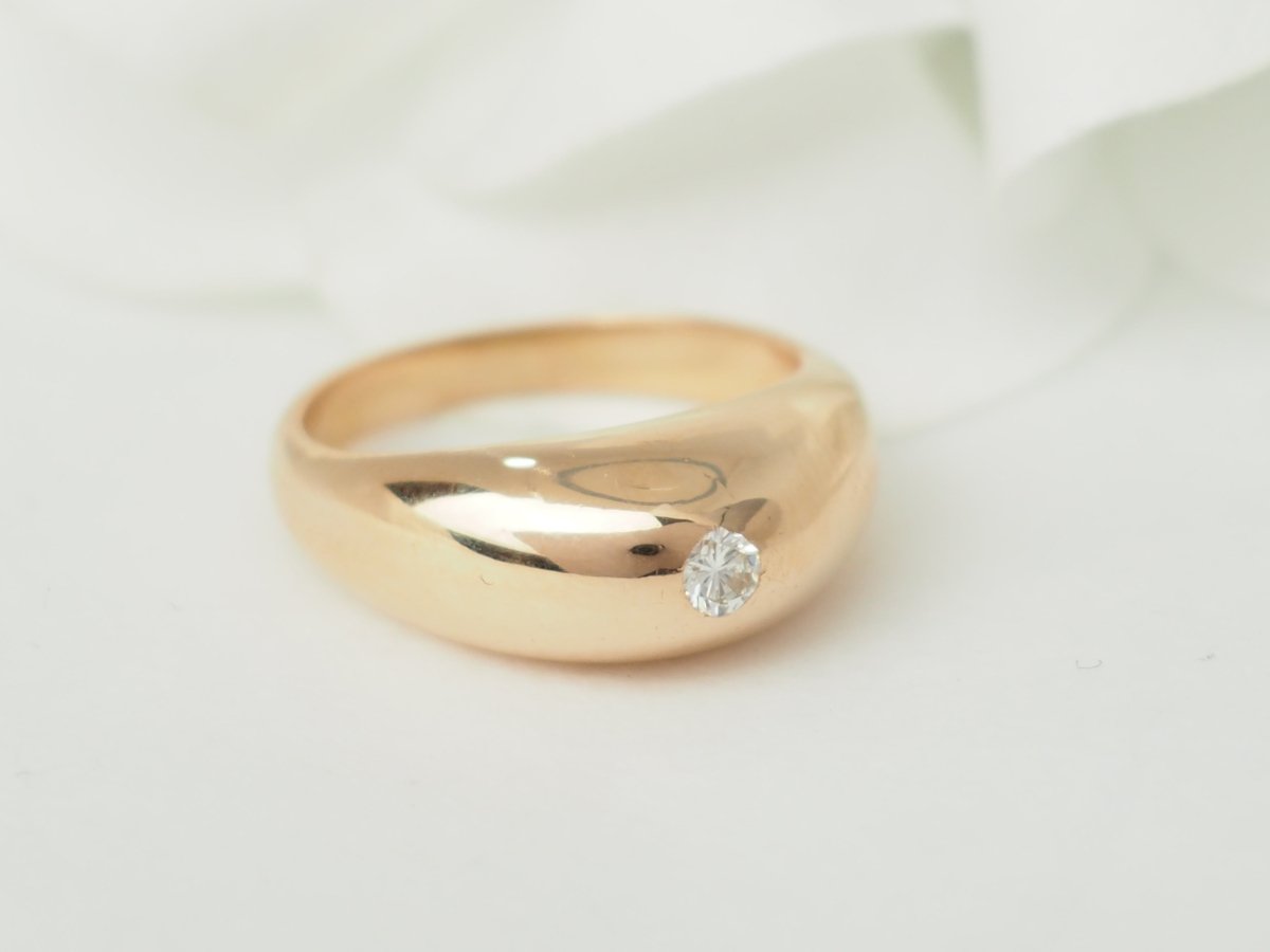 Bague jonc en or jaune et diamant - Castafiore