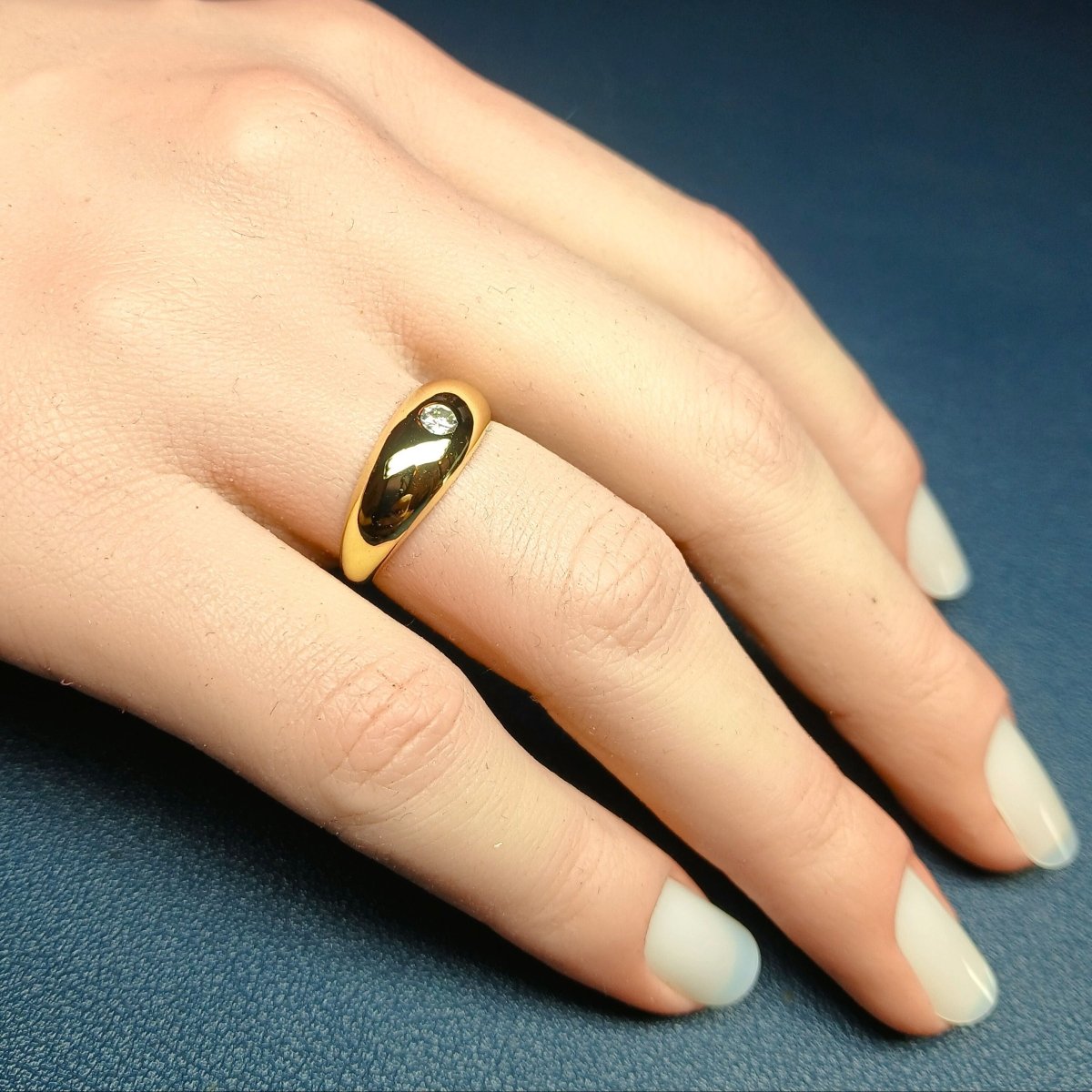 Bague Jonc en or jaune et diamant - Castafiore
