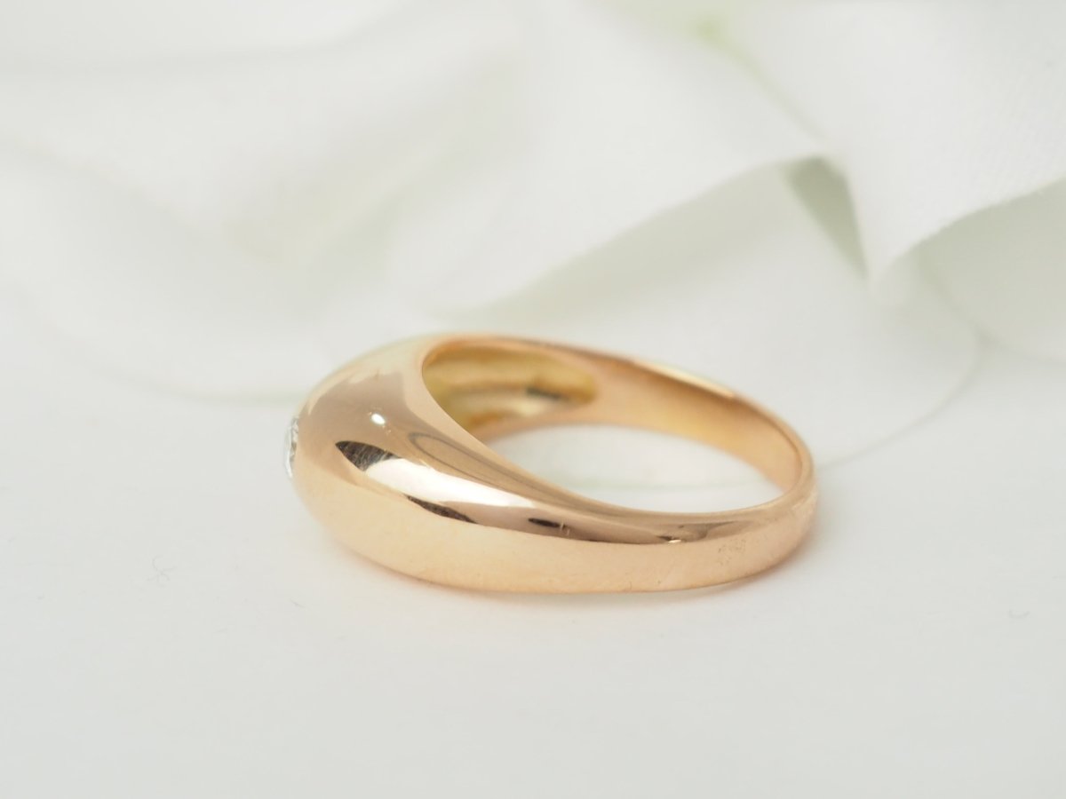 Bague jonc en or jaune et diamant - Castafiore