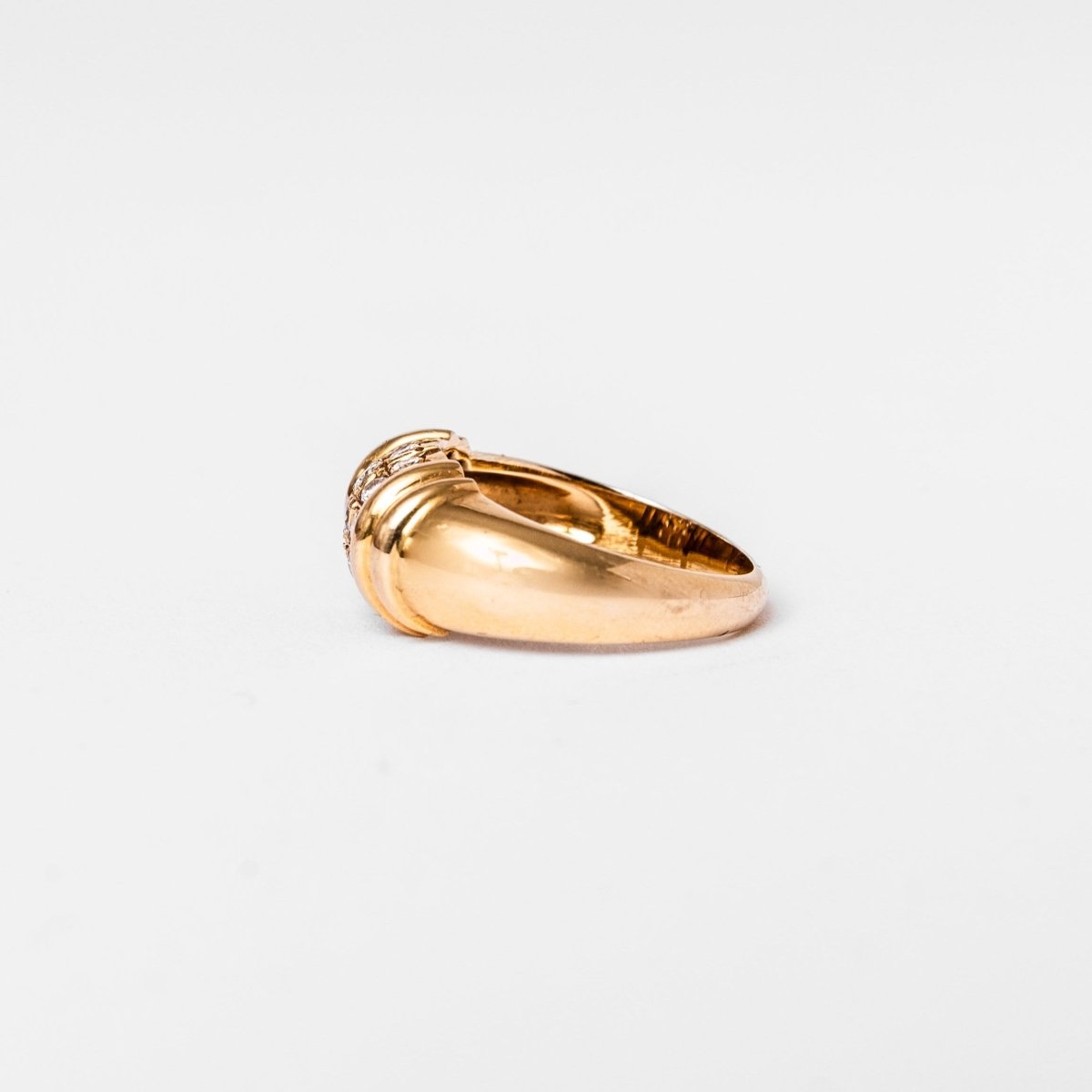 Bague Jonc en or jaune et diamants - Castafiore