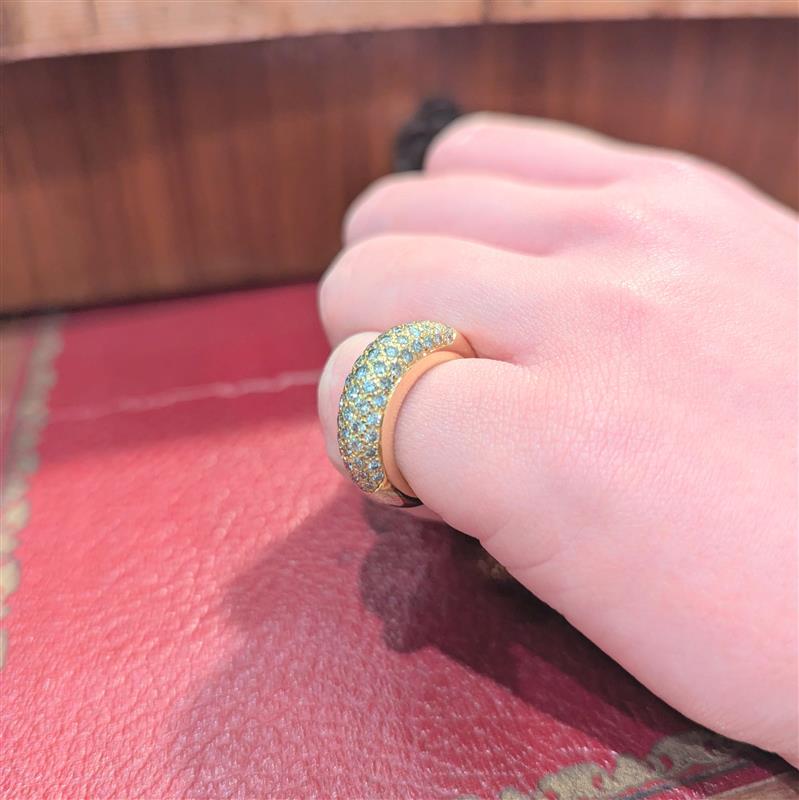 Bague Jonc en or jaune et diamants - Castafiore