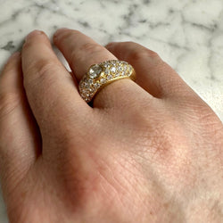 Bague Jonc en or jaune et diamants - Castafiore