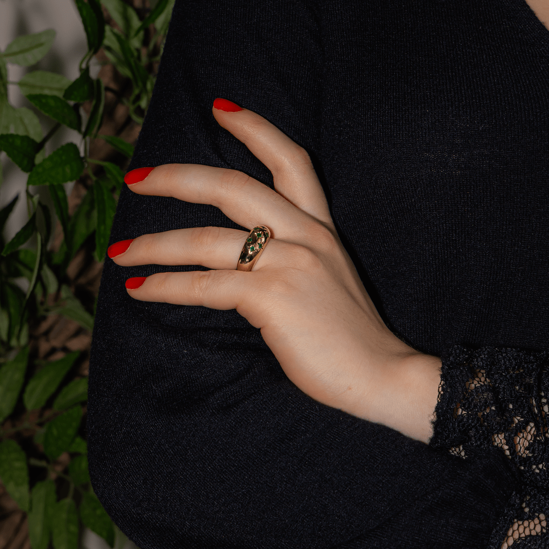 Bague Jonc en or jaune et émeraudes - Castafiore