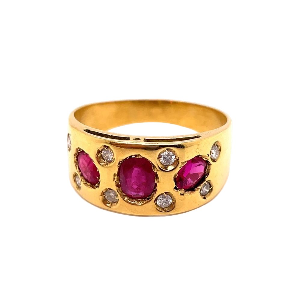 Bague Jonc en or jaune, rubis et diamants - Castafiore