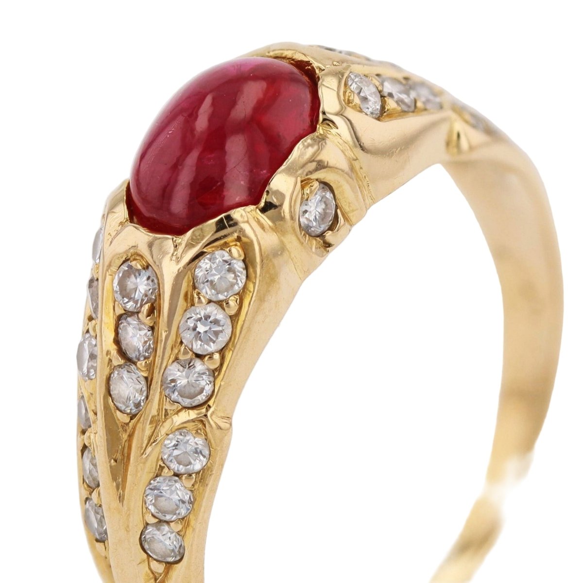 Bague Jonc en or jaune, rubis et diamants - Castafiore
