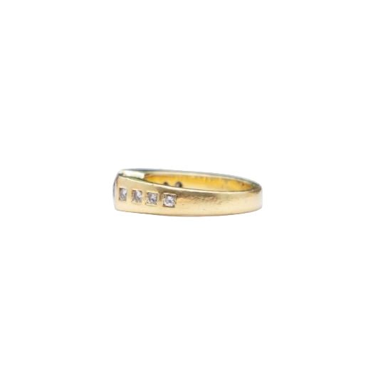 Bague Jonc en or jaune, saphir et diamants - Castafiore