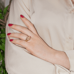 Bague Jonc en or jaune, saphirs et diamants - Castafiore