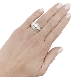 Bague Jonc en platine en diamants. - Castafiore