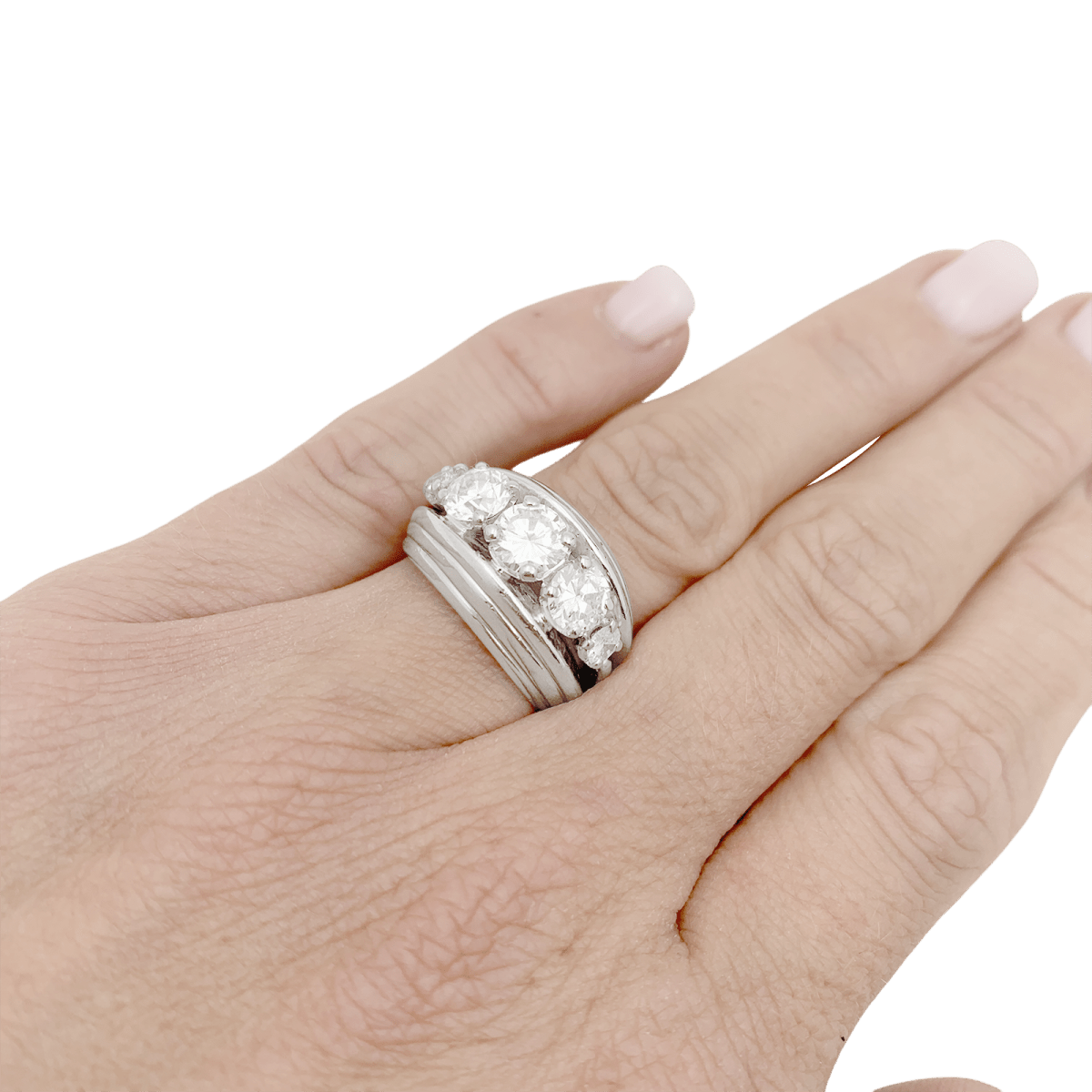 Bague Jonc en platine en diamants. - Castafiore