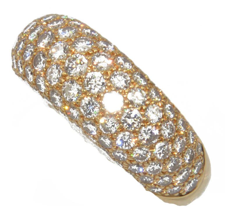 Bague jonc or jaune en diamant de la maison Chaumet - Castafiore