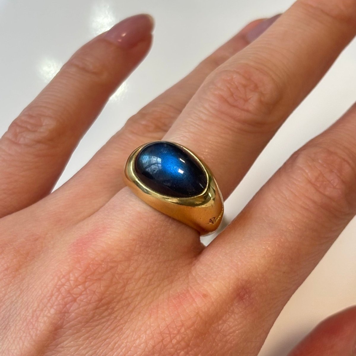 Bague Jonc POMELLATO en or jaune et labradorite