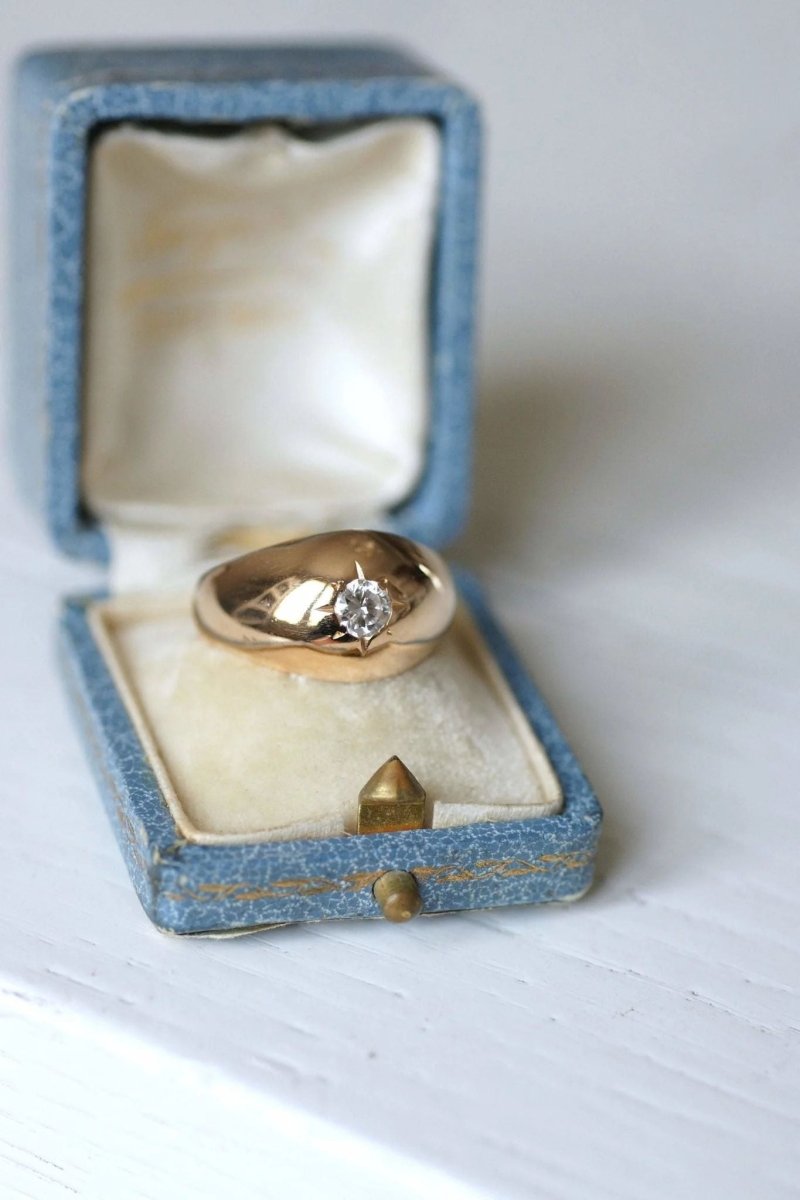 Bague jonc vintage or rose et diamant - Castafiore