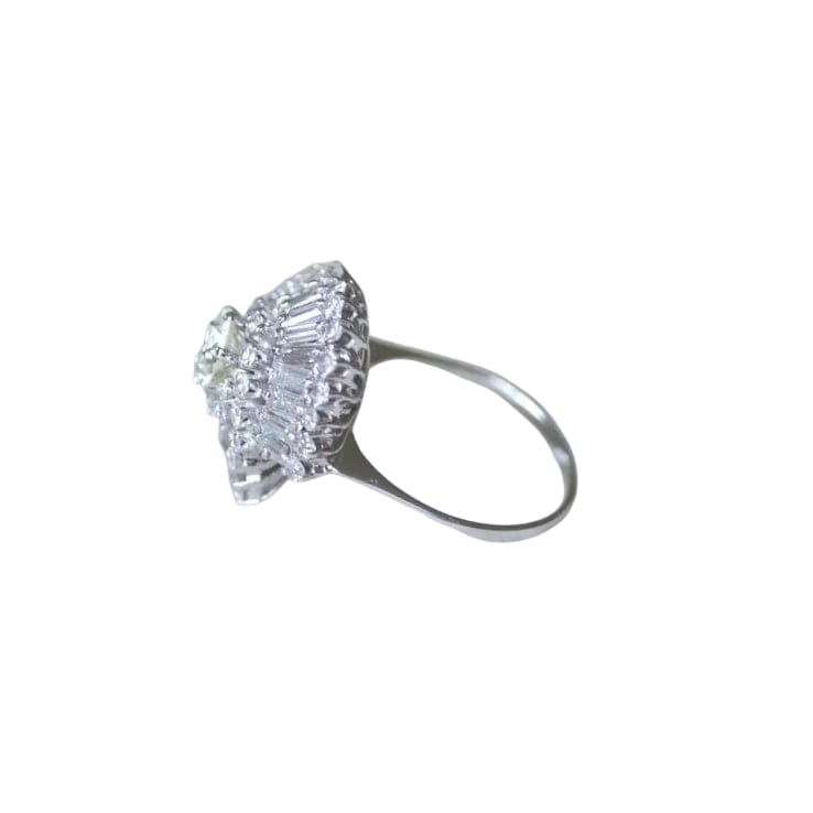 Bague Jupe Diamant Baguette 3.34 Cts Or Blanc - Castafiore