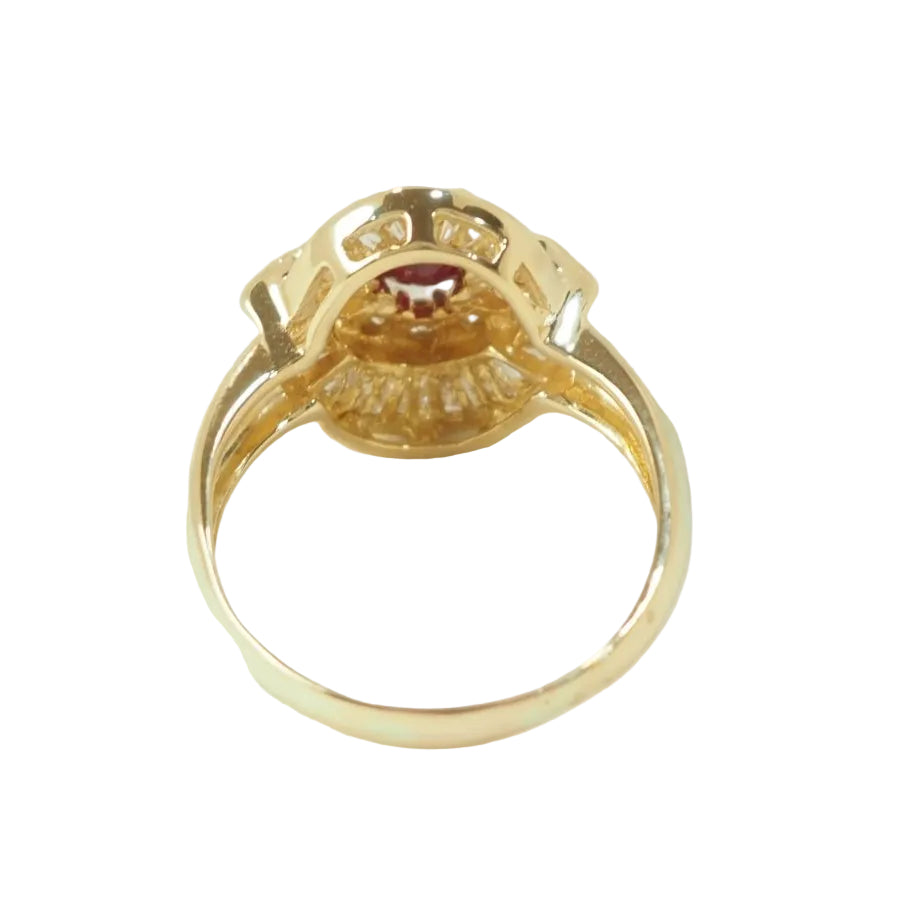 Bague jupe en or jaune, rubis et diamants - Castafiore