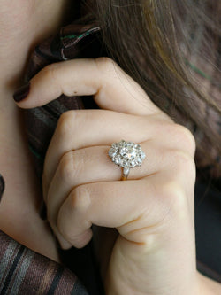 Bague marguerite ancienne diamants taille ancienne 3 carats - Castafiore