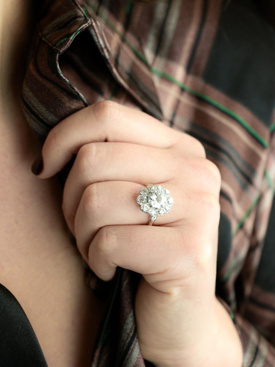 Bague marguerite ancienne diamants taille ancienne 3 carats - Castafiore