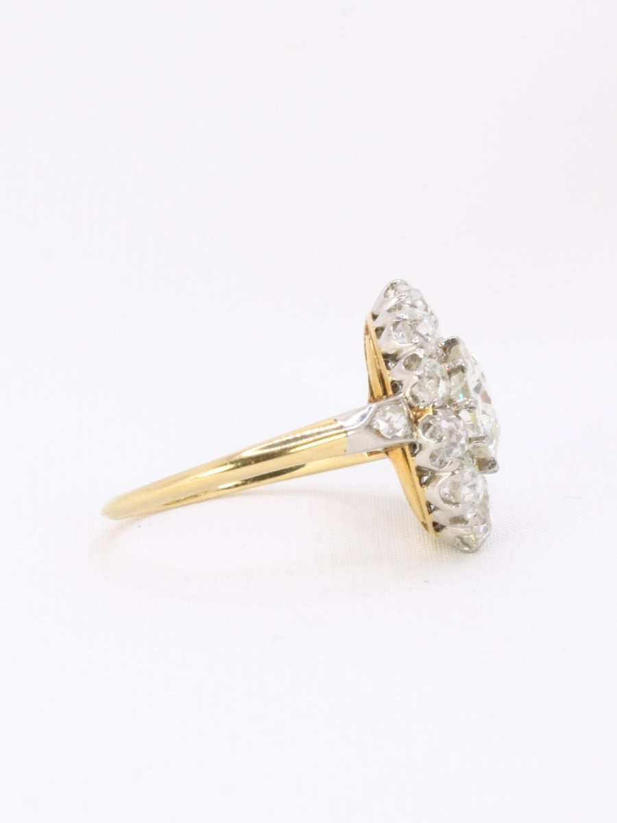 Bague marguerite ancienne diamants taille ancienne 3 carats - Castafiore