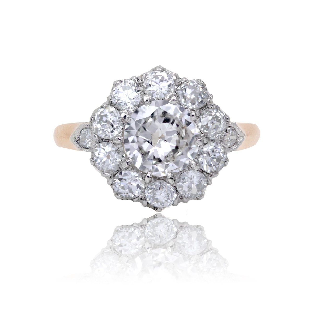 Bague marguerite ancienne en or jaune et platine avec diamants - Castafiore