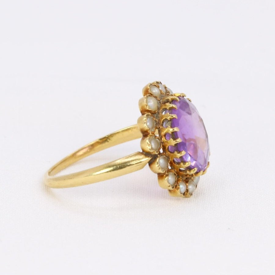 Bague marguerite ancienne or jaune amethyste perles fines - Castafiore