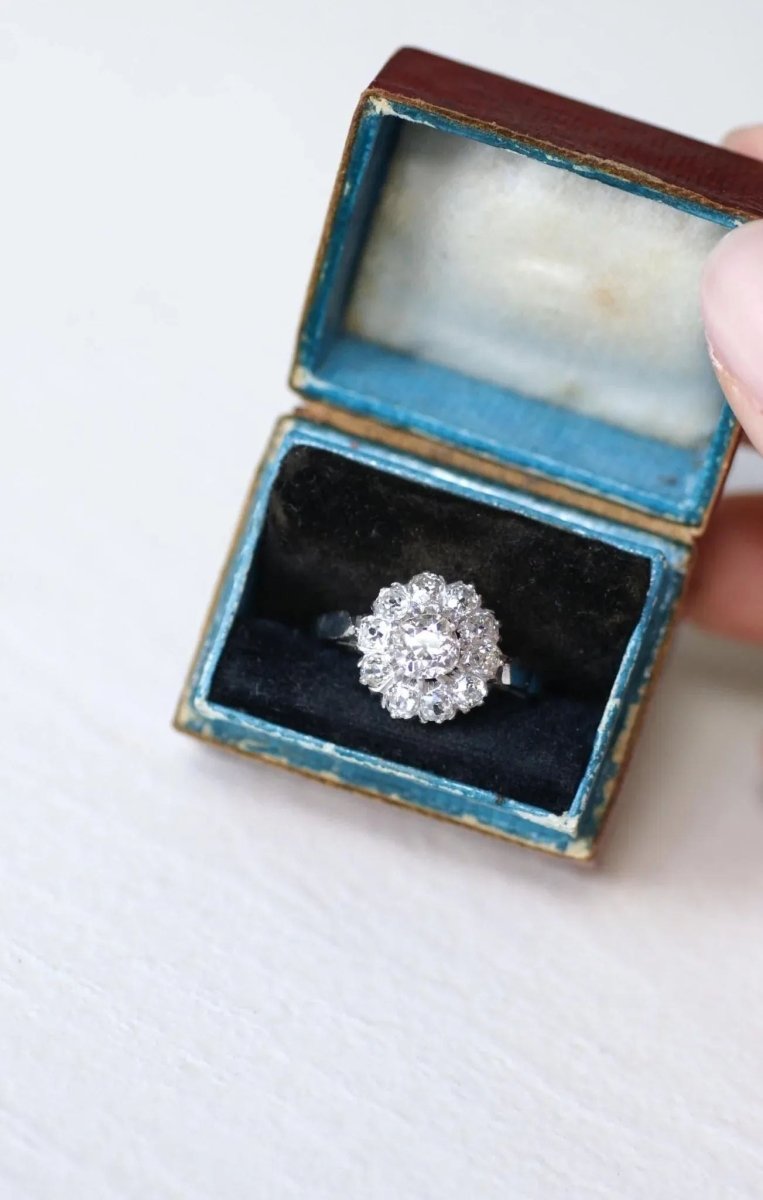 Bague Marguerite Diamants 1,60 Cts Art Deco - Castafiore