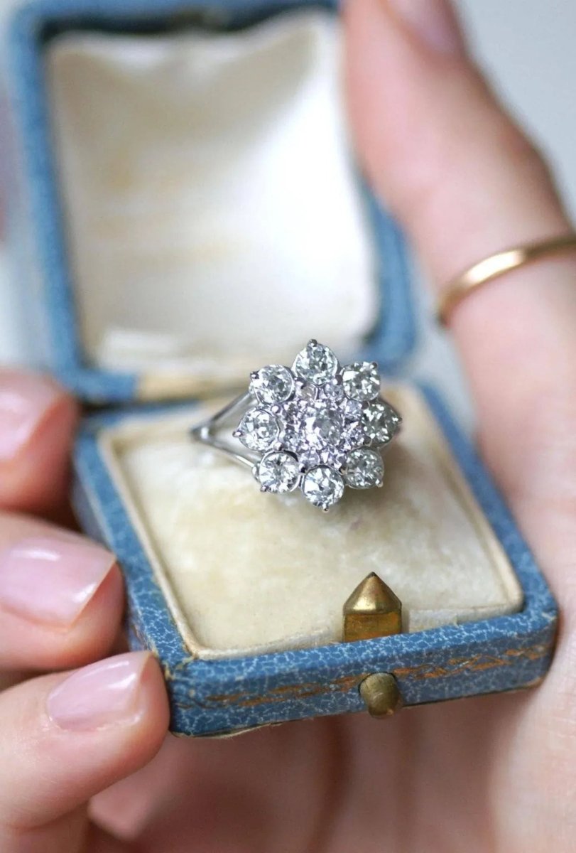 Bague Marguerite Diamants 2.10 Cts Or blanc - Castafiore