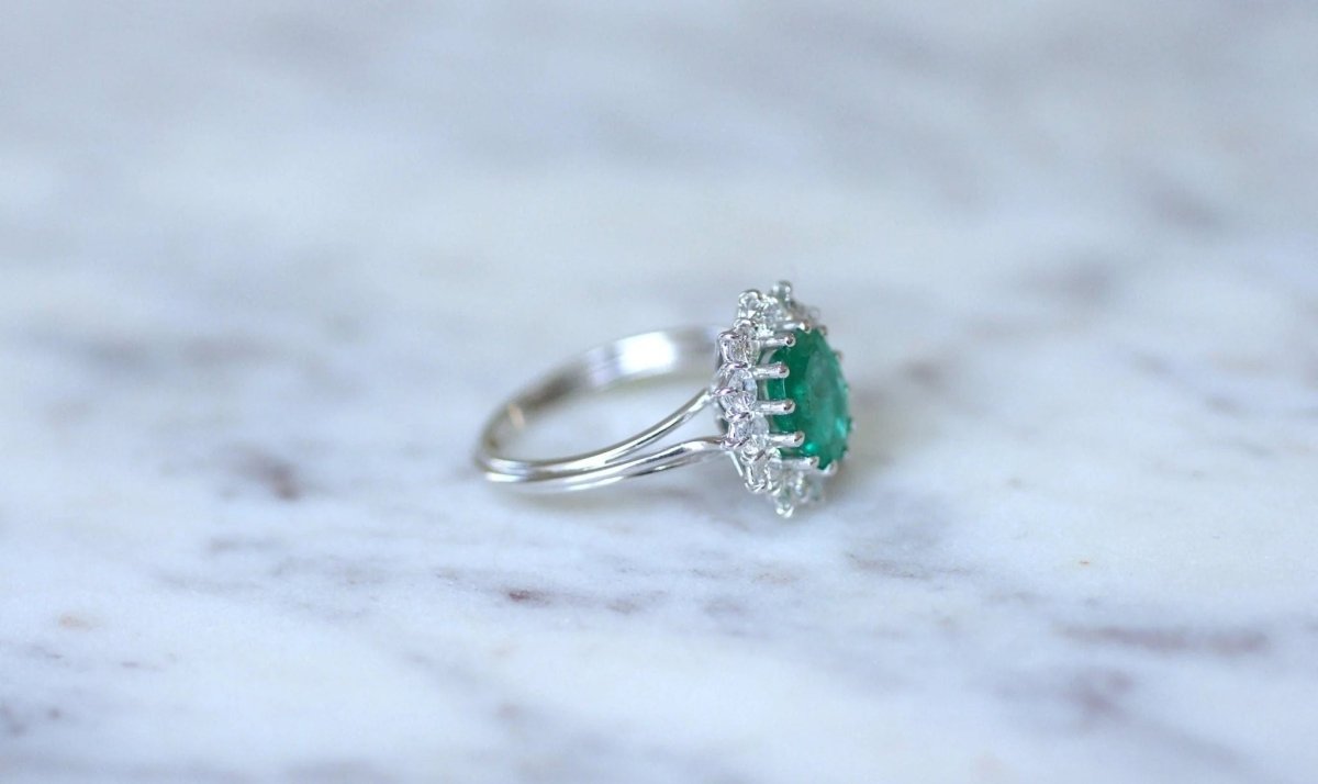 Bague marguerite émeraude & diamants - Castafiore