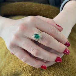 Bague Marguerite émeraude et diamants en or jaune - Castafiore