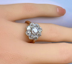 Bague marguerite en or 18 carats et diamants - Castafiore