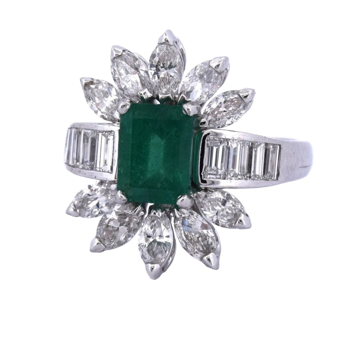 Bague Marguerite en or blanc, émeraude et diamants - Castafiore