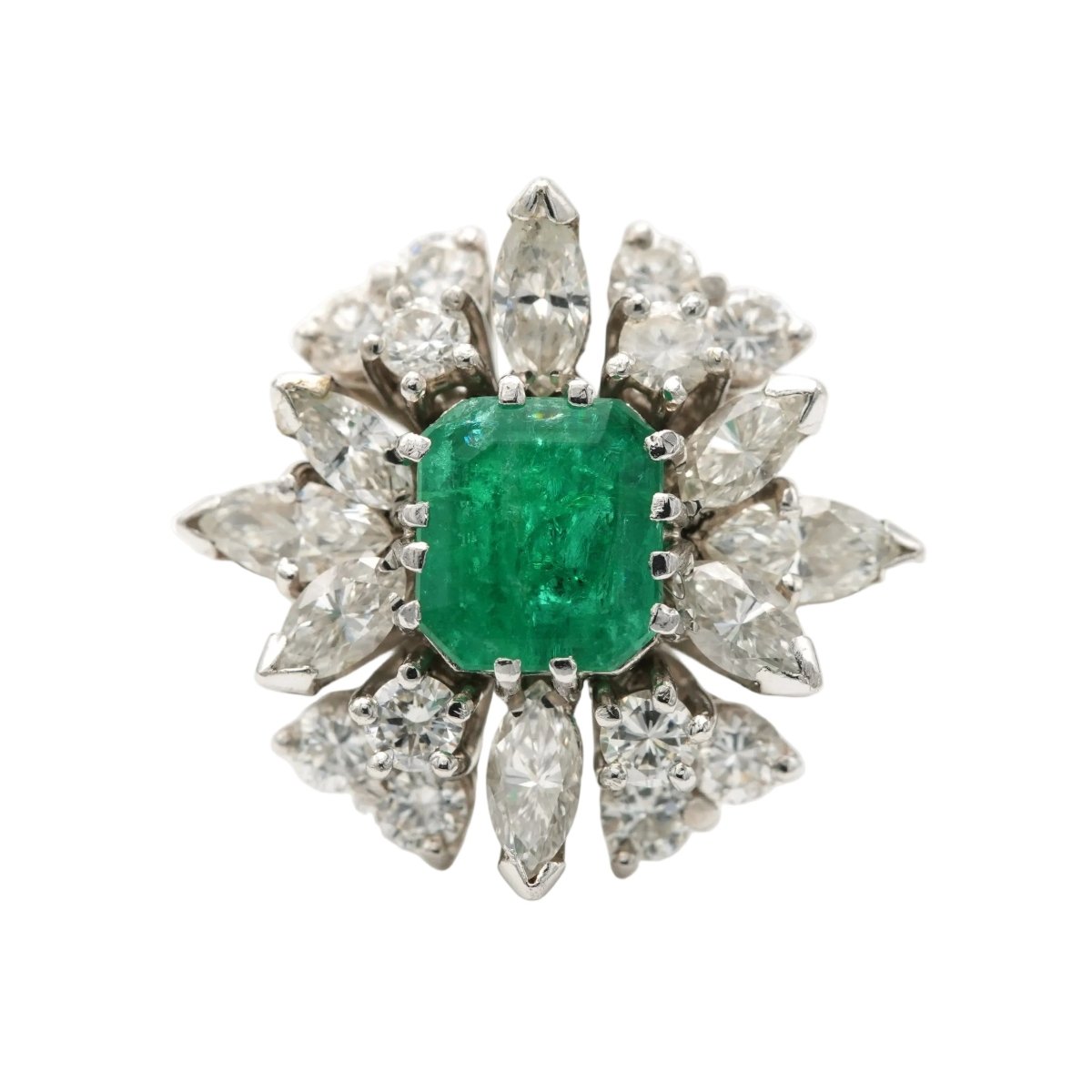 Bague Marguerite en or blanc, émeraude et diamants - Castafiore