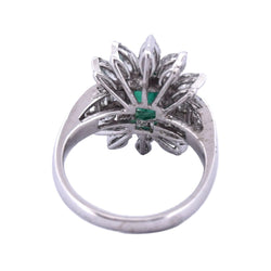 Bague Marguerite en or blanc, émeraude et diamants - Castafiore